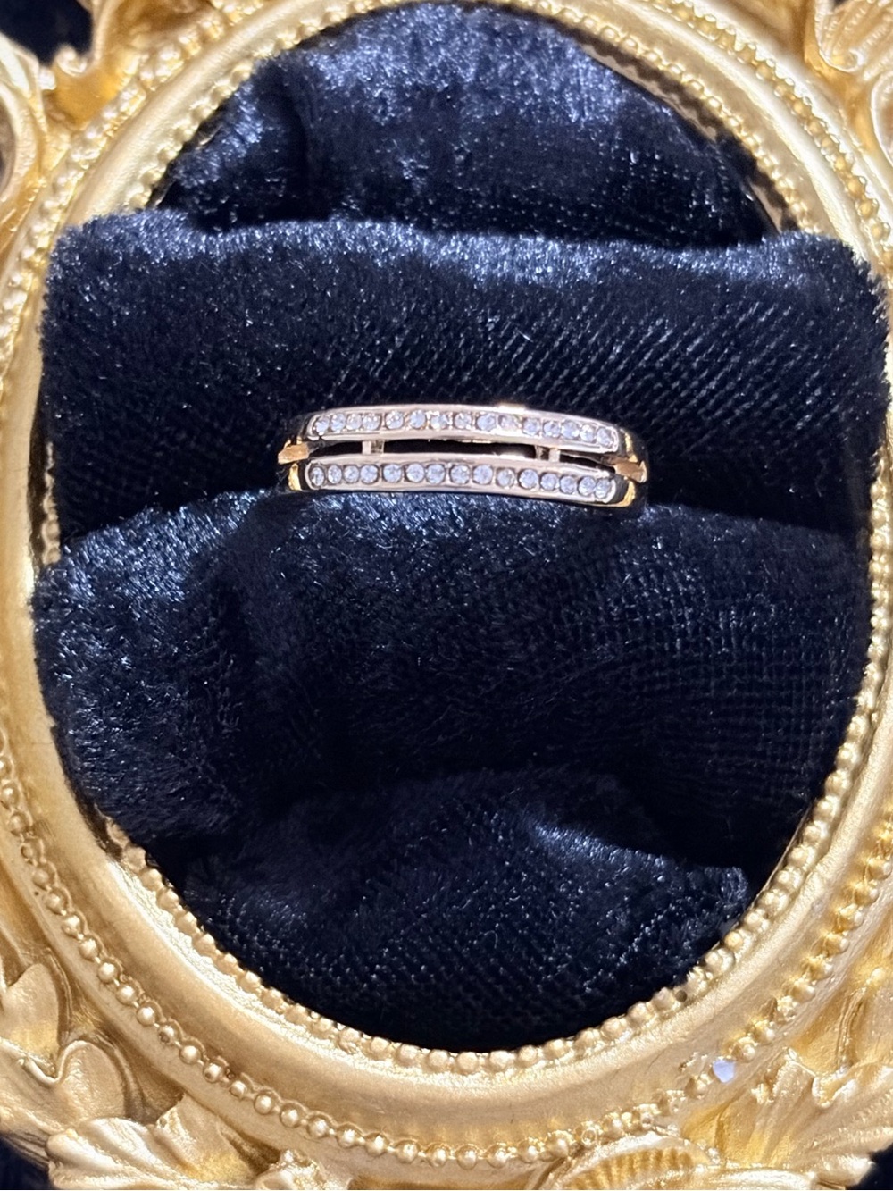 Guess Gold Crystal Double-Row Band Ring